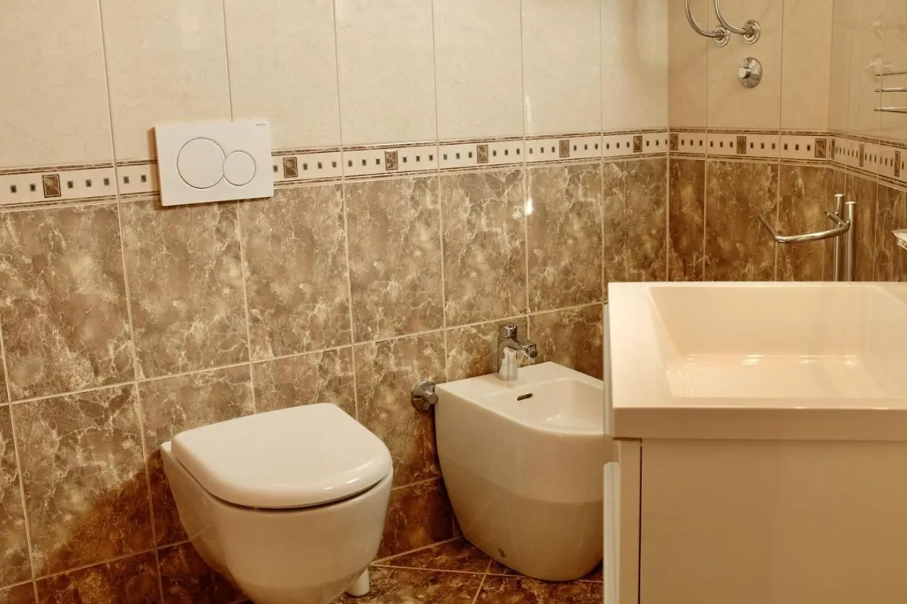 Apartment Livia With 2 Cozy Terraces Near Pula Перой